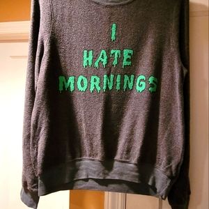 PRE-OWNED WILDFOX SIze M Women's Designer Pullover Crewneck Sweatshirt.